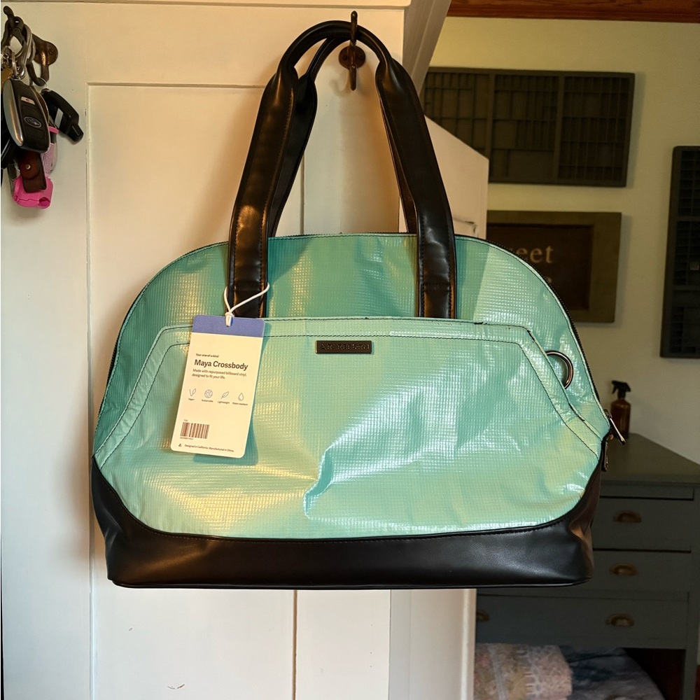 Rareform Maya Crossbody nwt